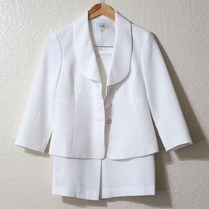 LeSuit White Skirt Suit Set size 4